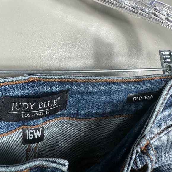 Judy Blue High Waist Dad Jean in Blue Wash Size 16W - Picture 7 of 8